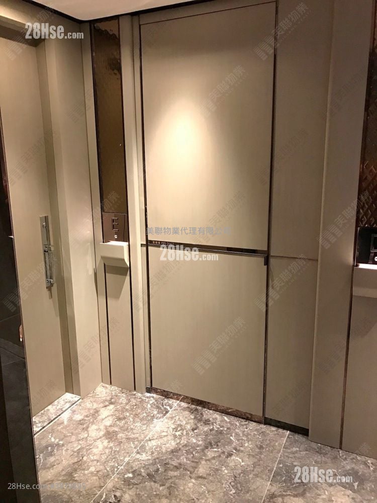 The Wings Sell 3 Bedrooms , 2 Bathrooms 663 ft²