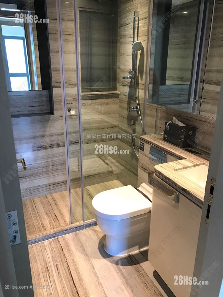 The Wings Sell 3 Bedrooms , 2 Bathrooms 663 ft²