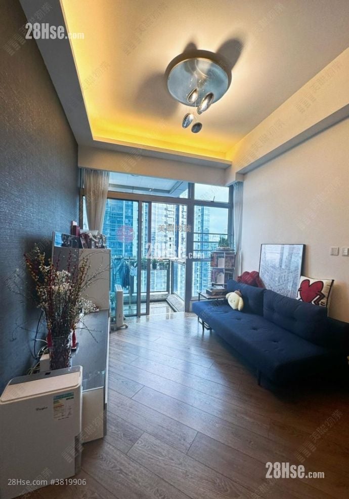 One Silversea Sell 3 Bedrooms , 2 Bathrooms 665 ft²