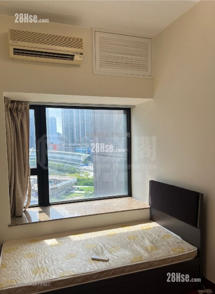 The Arch Sell 3 Bedrooms , 3 Bathrooms 867 ft²