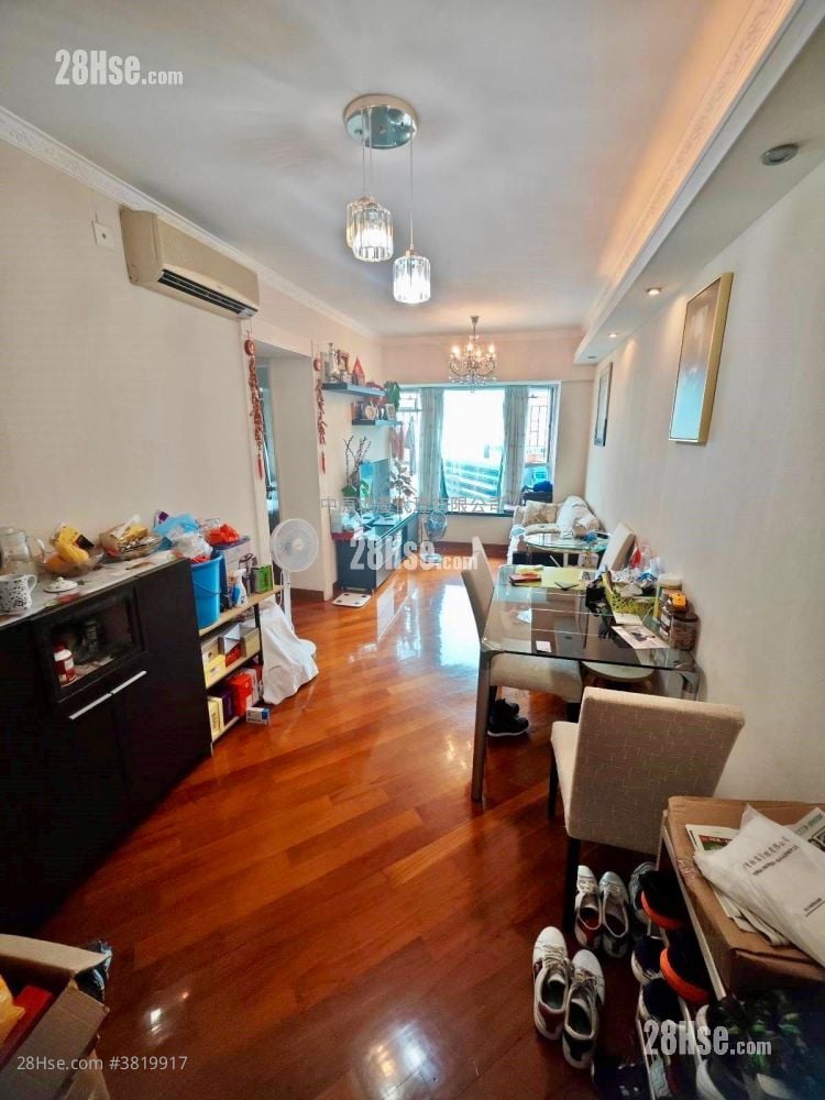 Summit Terrace Sell 2 Bedrooms , 1 Bathroom 450 ft²