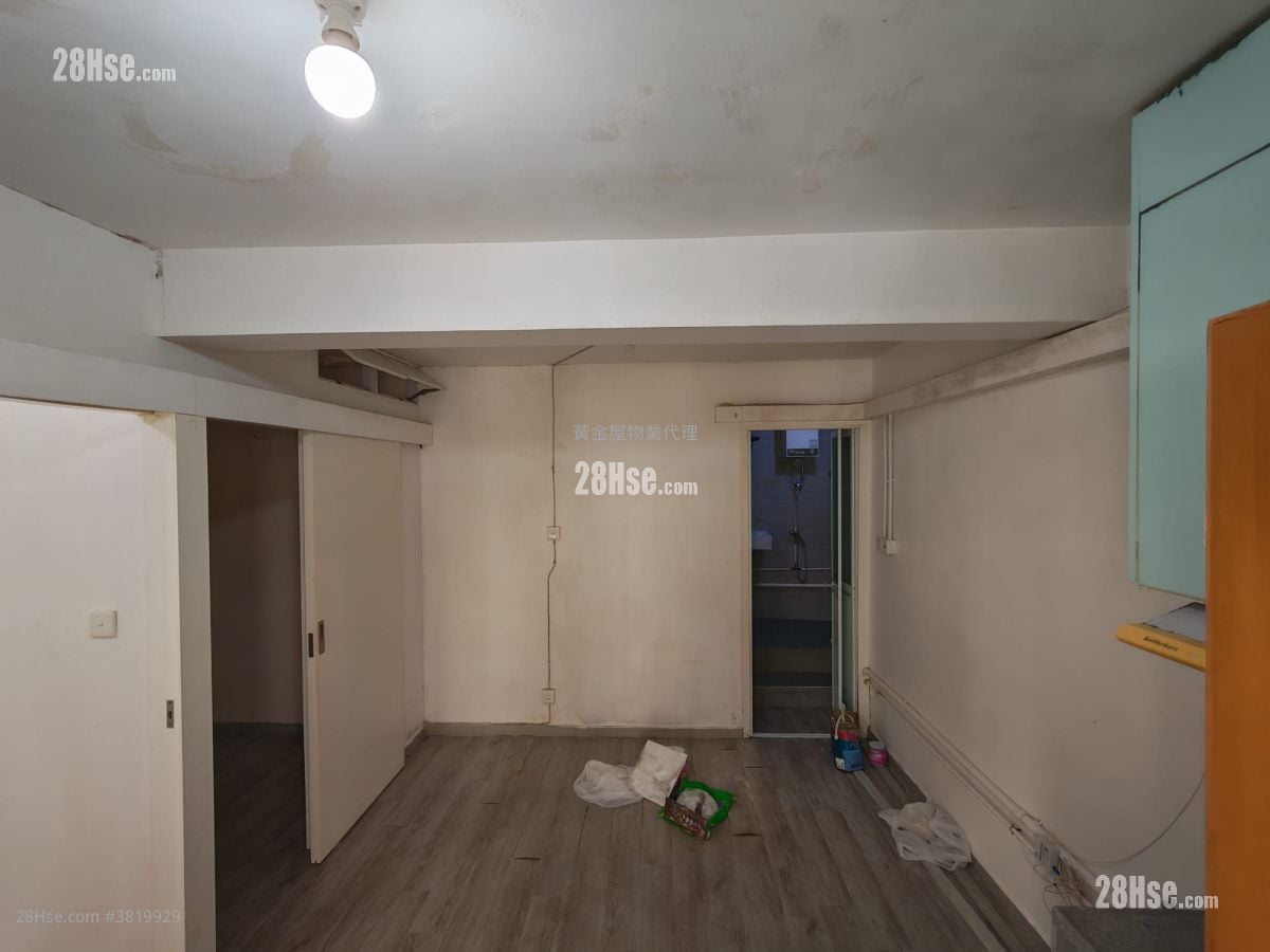 村屋 售盤 3 房 , 2 浴室