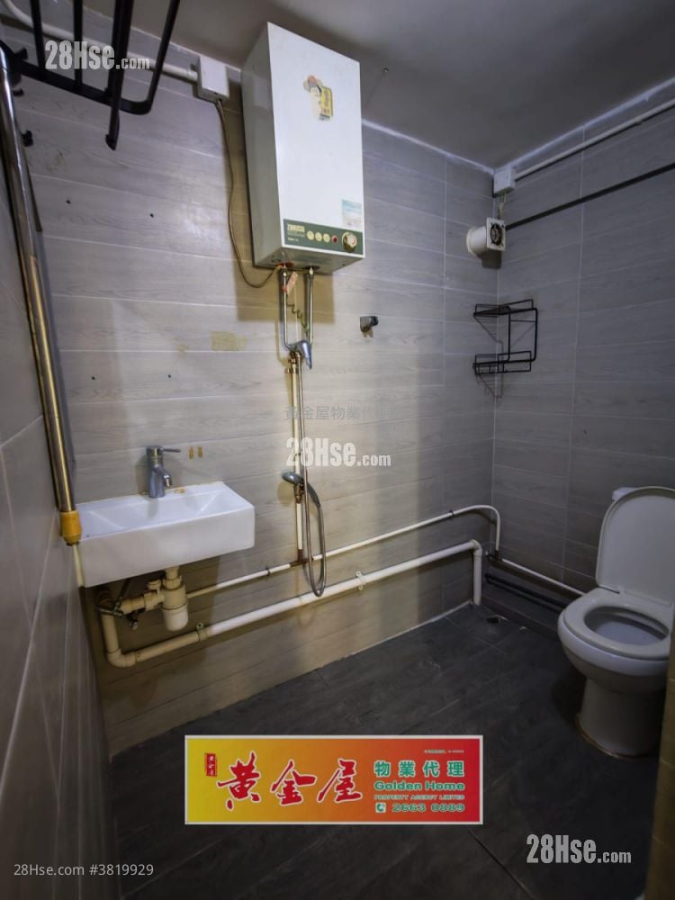 村屋 售盤 3 房 , 2 浴室