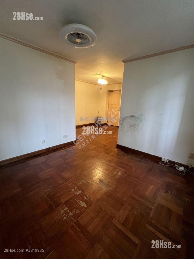 富宝花园 售盘 3 房 , 1 浴室 592 平方尺