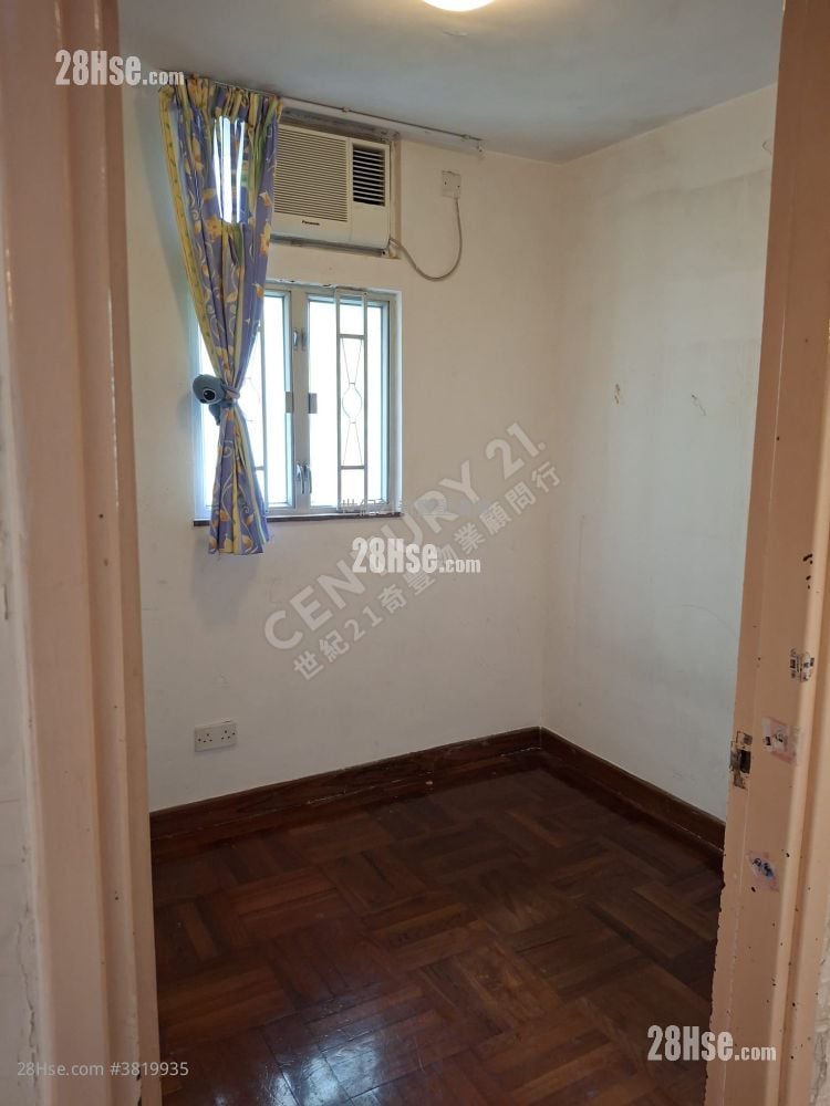 富宝花园 售盘 3 房 , 1 浴室 592 平方尺