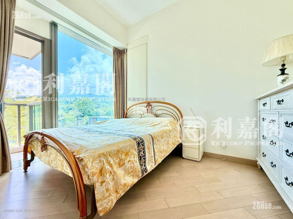 逸瓏園 售盤 4 房 , 2 浴室 986 平方呎