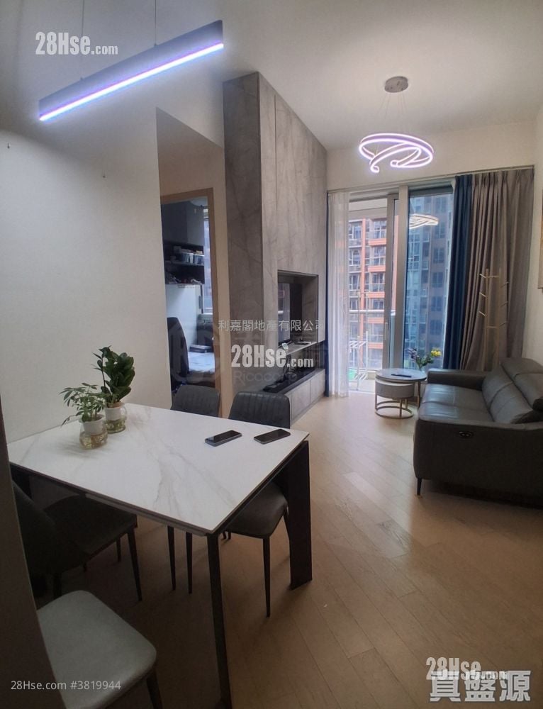 逸瓏灣8 售盤 2 房 494 平方呎