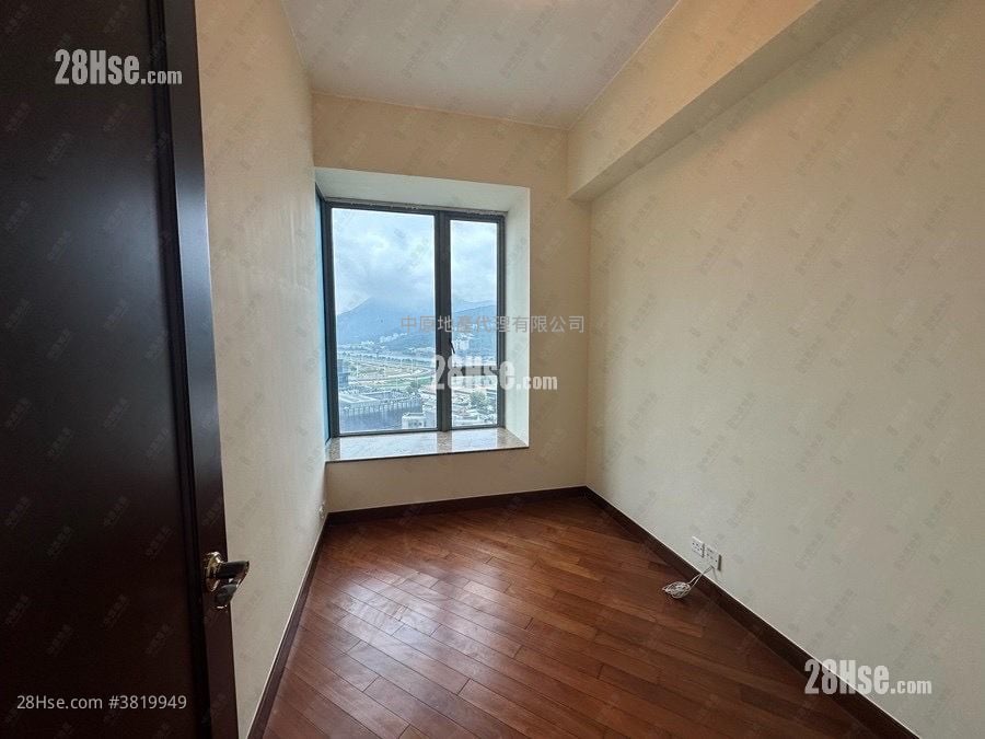 御龍山 售盤 4 房 , 3 浴室 1,444 平方呎