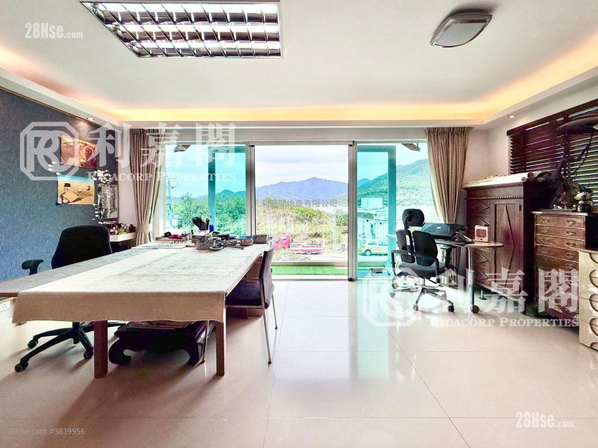 西沙路村屋 售盤 4 房 , 3 浴室 2,100 平方呎