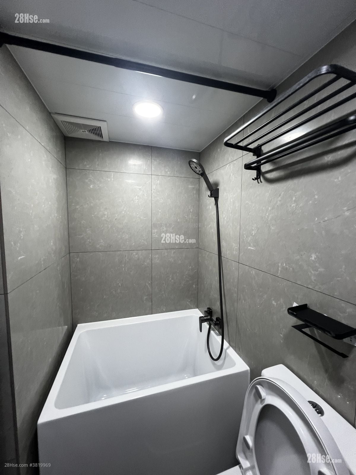 環海大廈 租盤 1 房 , 1 浴室 180 平方呎