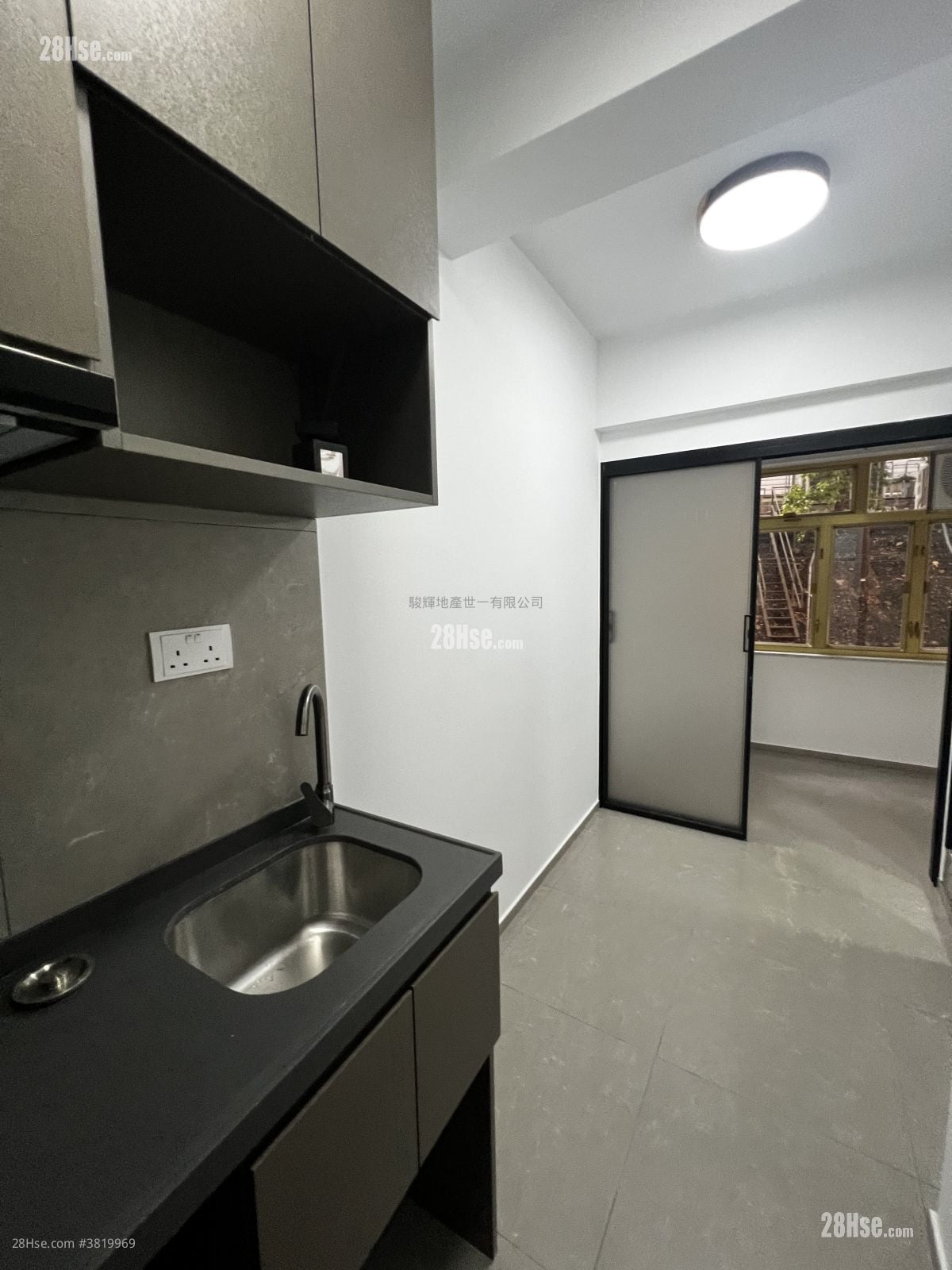 環海大廈 租盤 1 房 , 1 浴室 180 平方呎