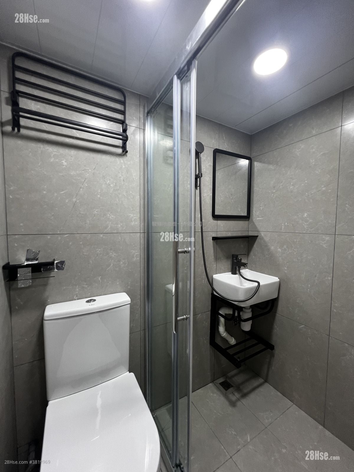 環海大廈 租盤 1 房 , 1 浴室 180 平方呎