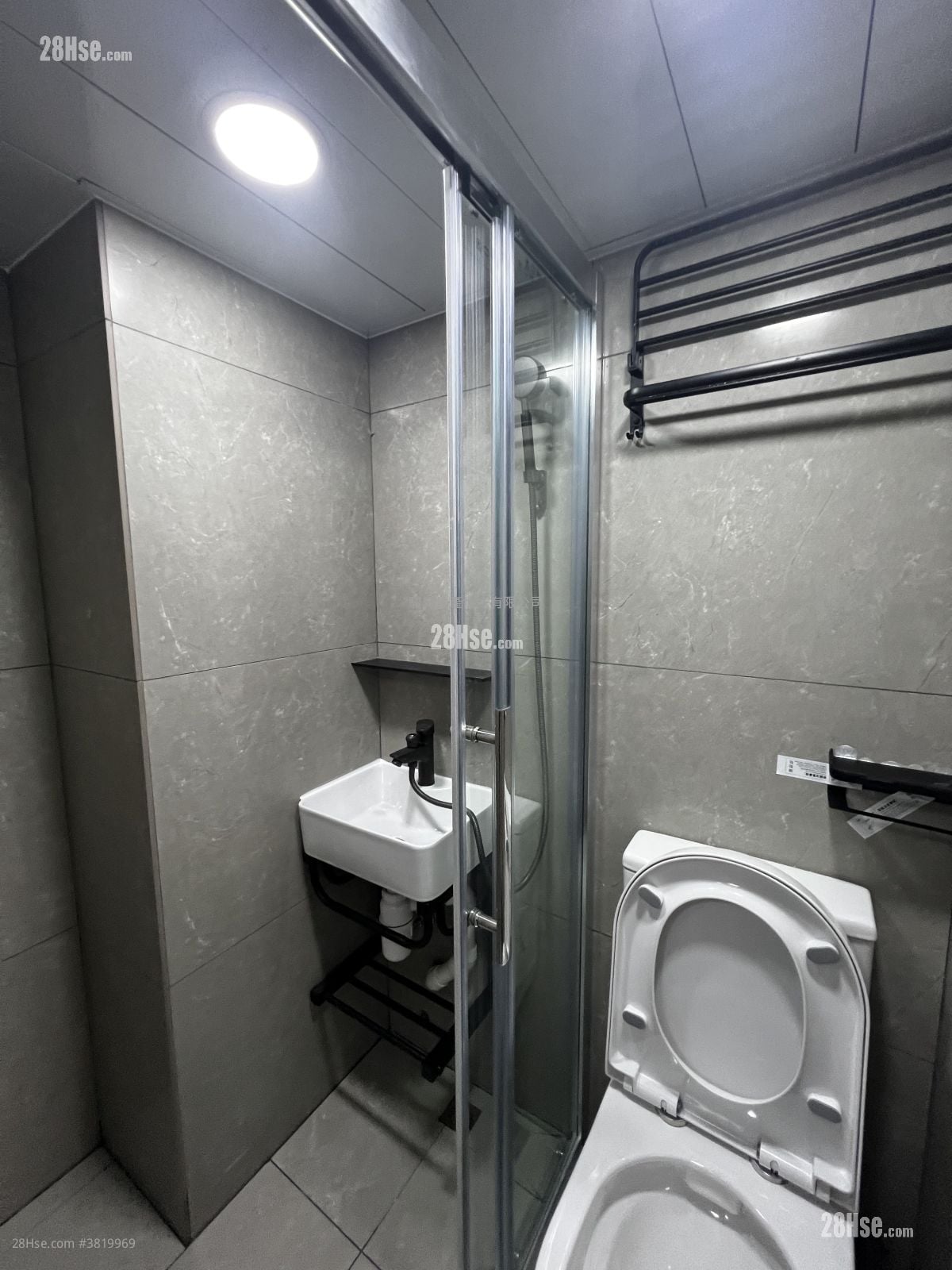 環海大廈 租盤 1 房 , 1 浴室 180 平方呎