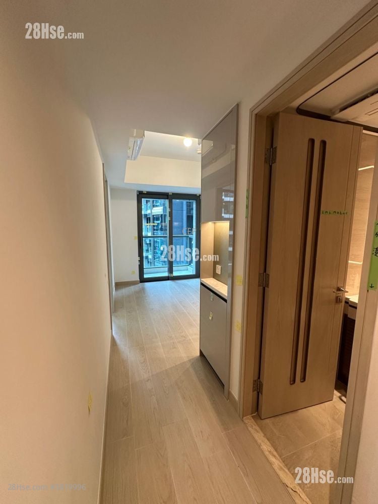 Gold Coast Bay Rental 317 ft²