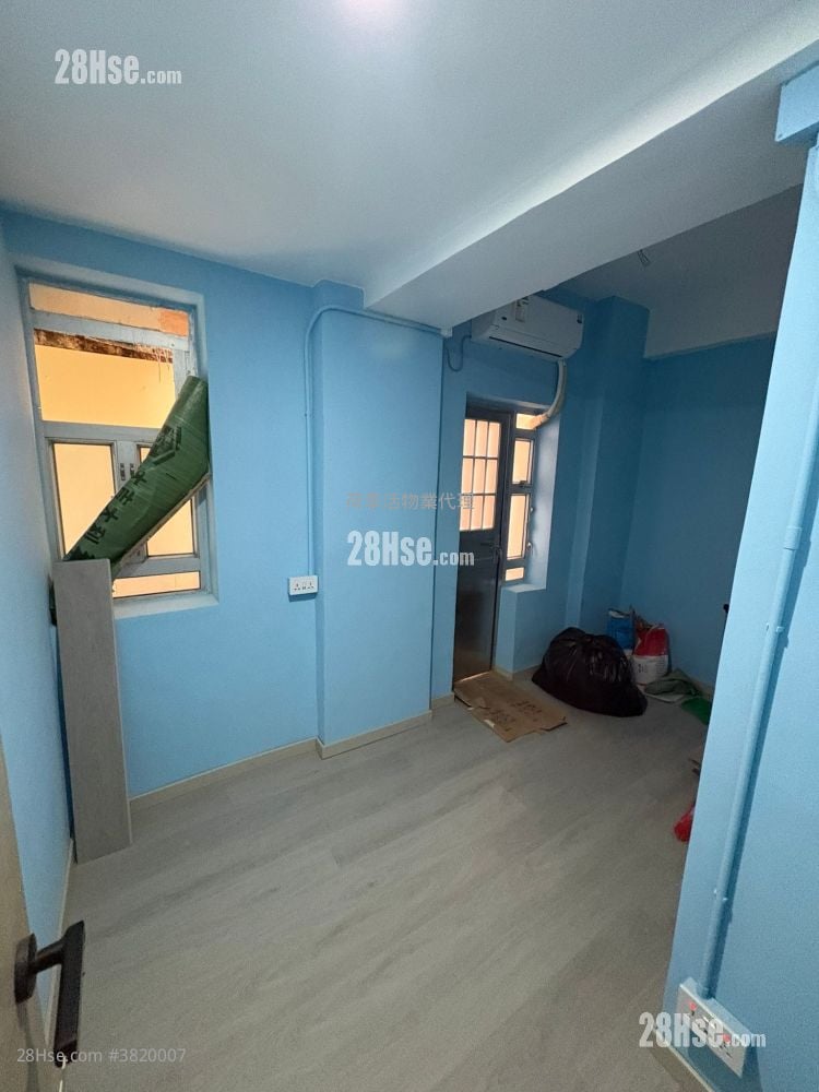 Apartment Rental 589 ft²