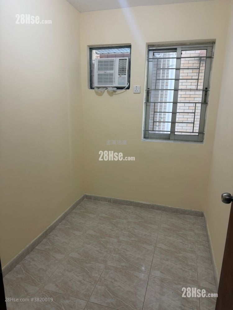 村屋 租盘 2 房 , 1 浴室 400 平方尺