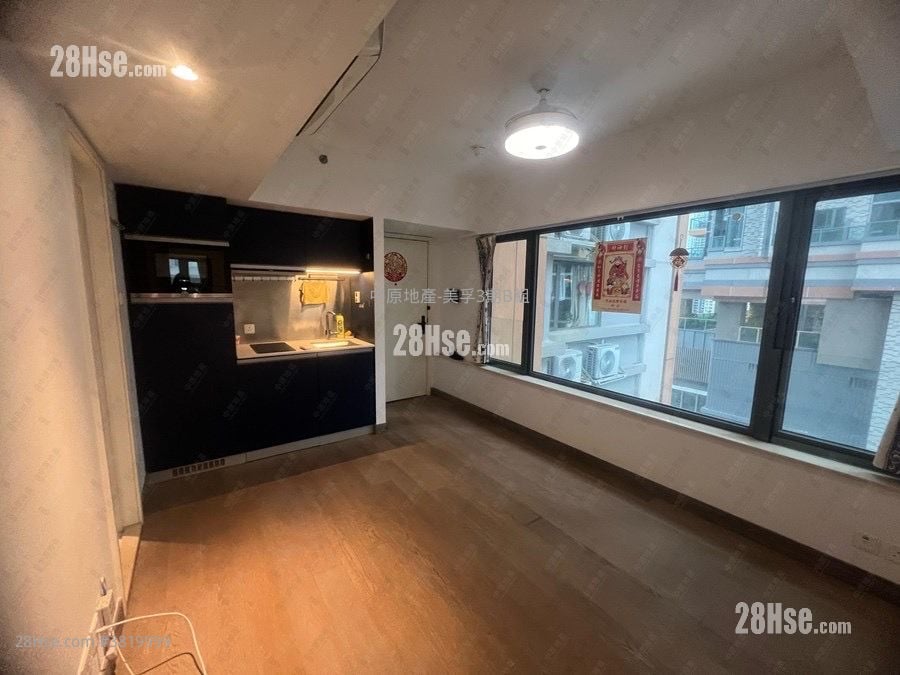 West Park Sell 1 Bedroom 333 ft²