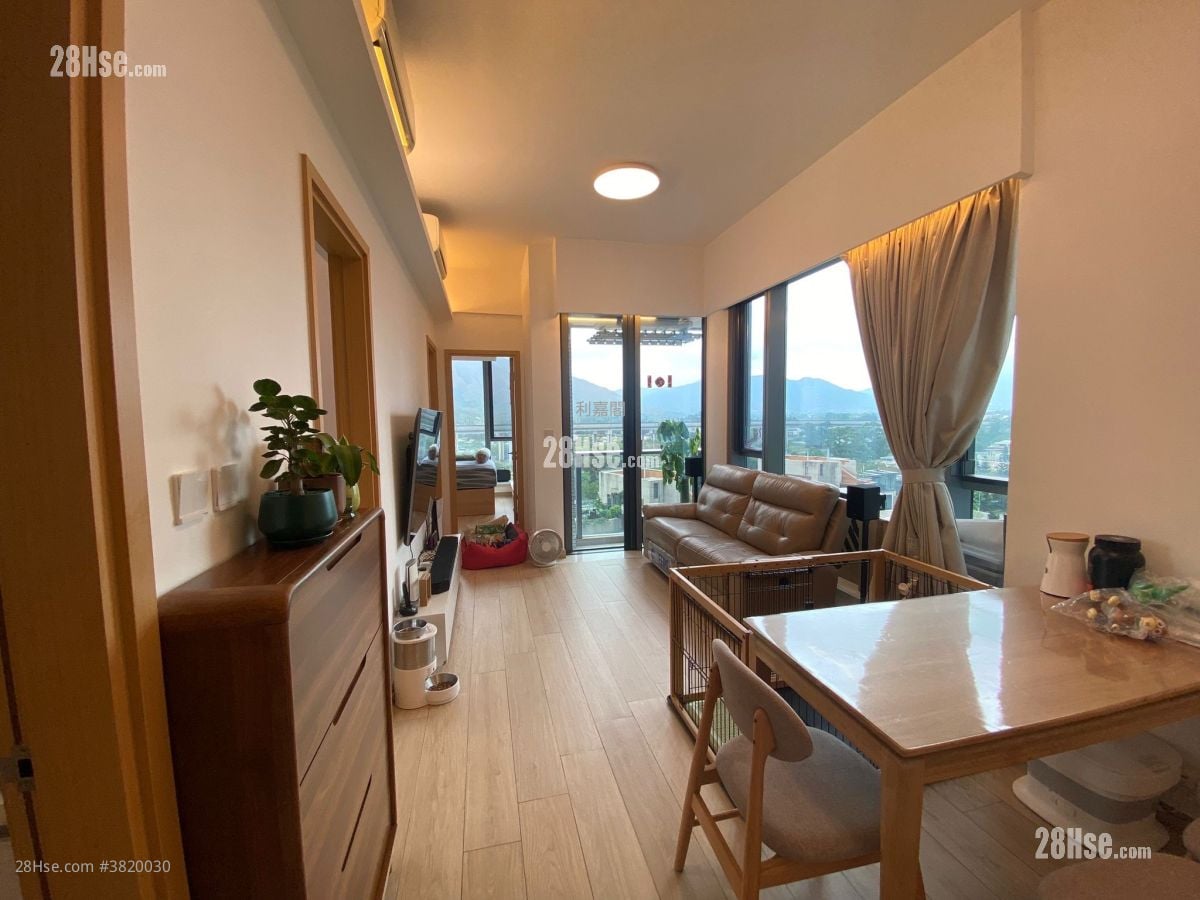 Riva Sell 3 Bedrooms , 2 Bathrooms 649 ft²