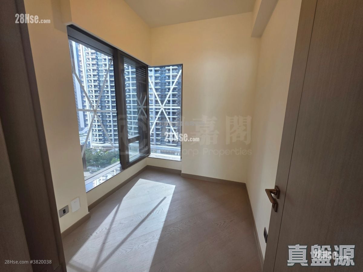 澐璟 租盤 4 房 , 3 浴室 1,185 平方呎