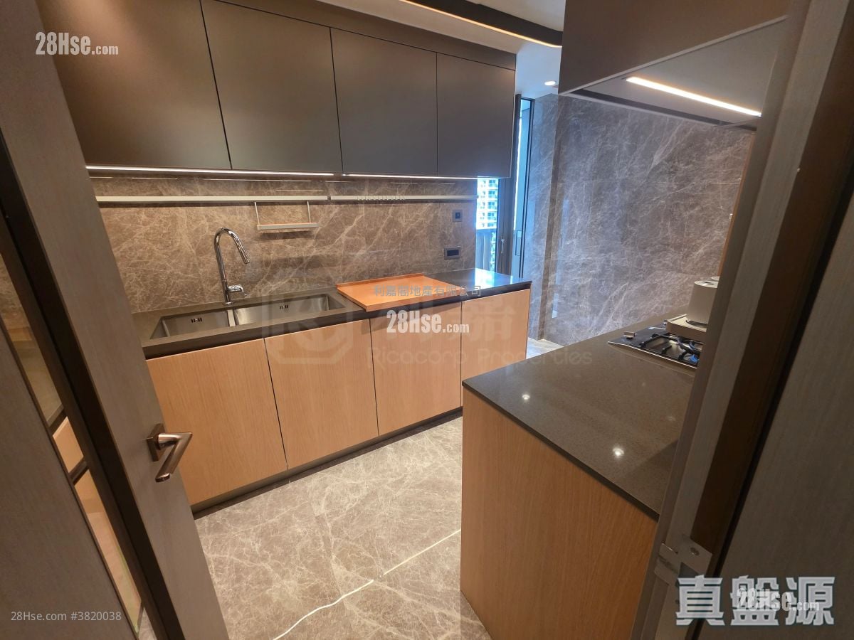 澐璟 租盤 4 房 , 3 浴室 1,185 平方呎