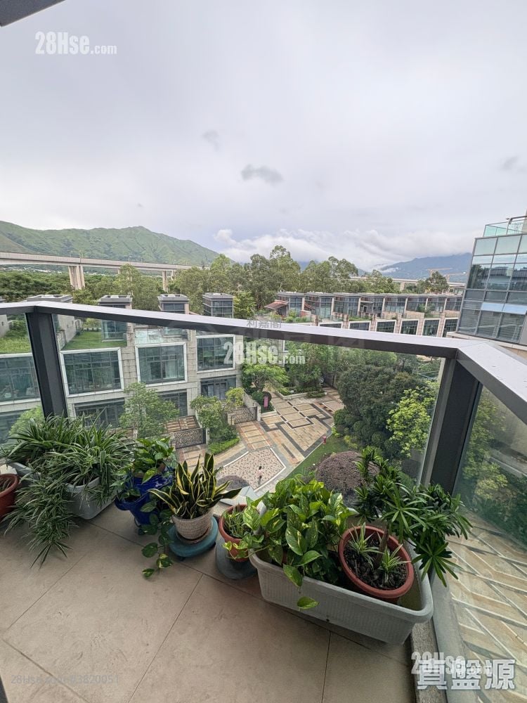 Riva Sell 5+ Bedrooms , 4 Bathrooms 1,275 ft²