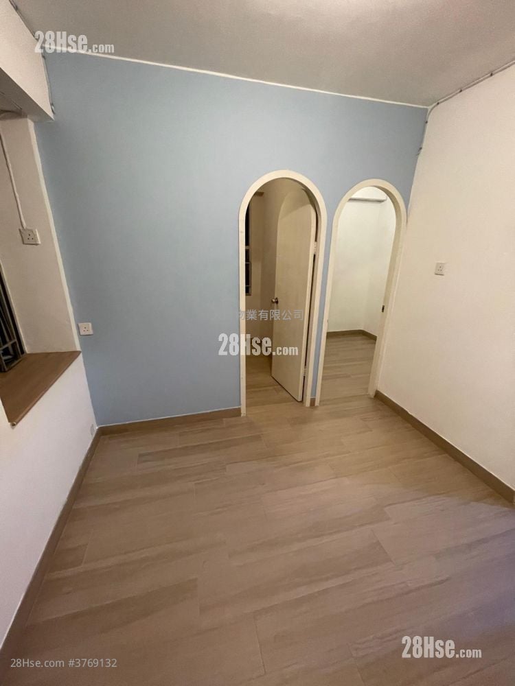 利榮大廈 售盤 2 房 , 1 浴室 253 平方呎