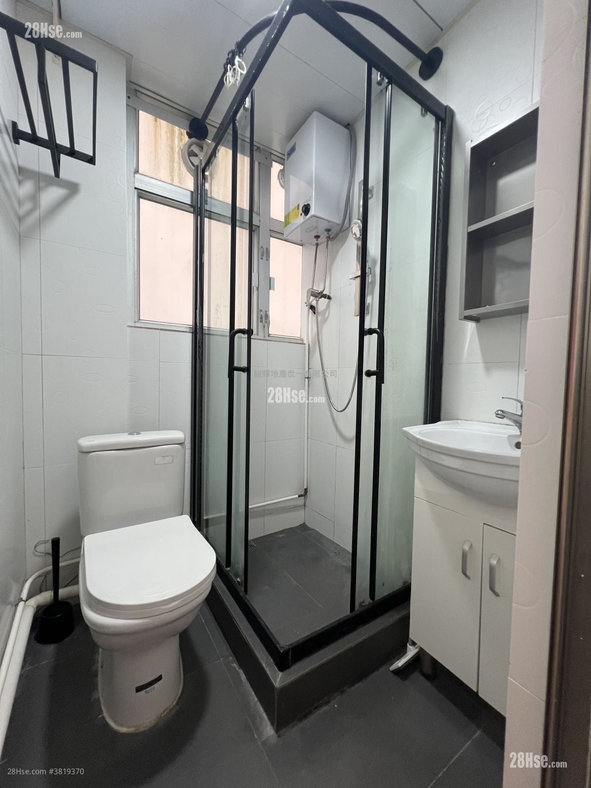 美丽阁 租盘 开放式间隔 , 1 浴室 150 平方尺