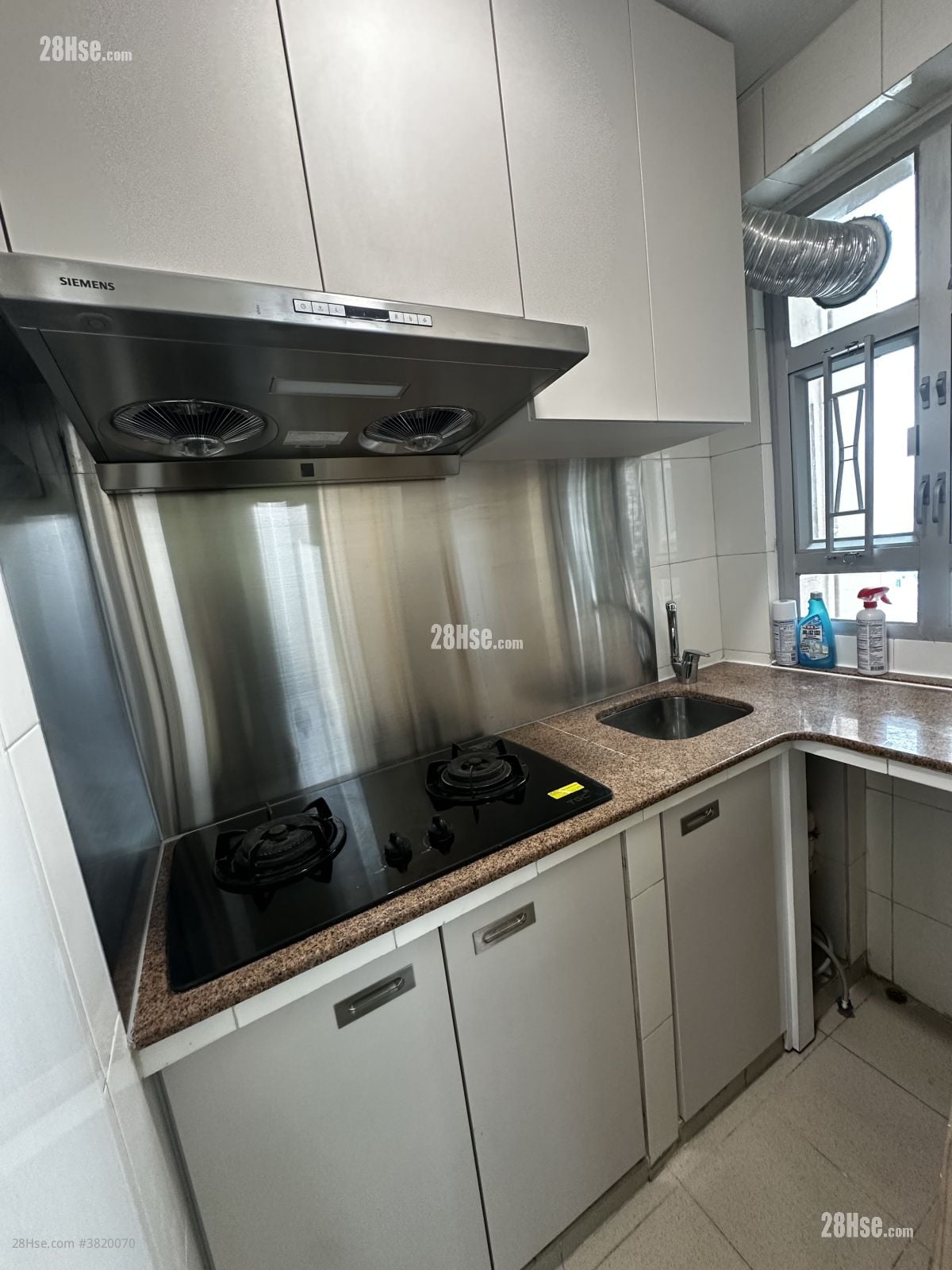 Apartment Rental 2 Bedrooms , 1 Bathroom 355 ft²