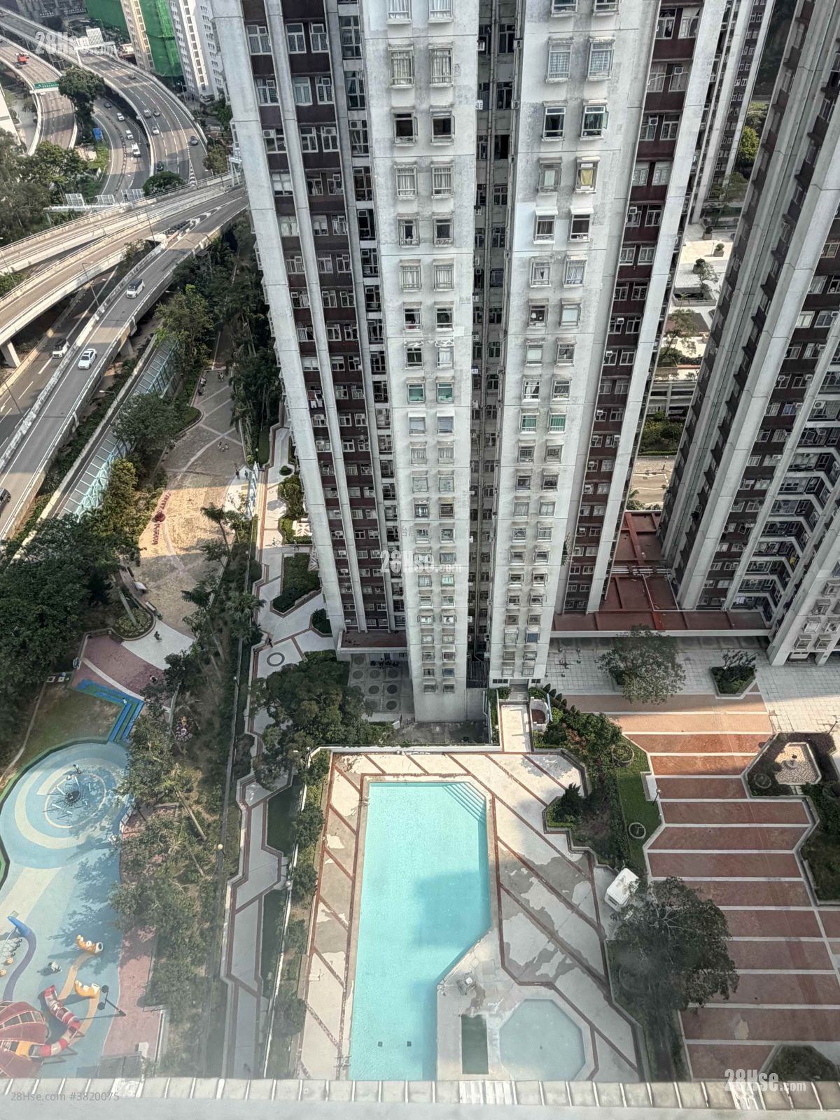 太古城 售盘 3 房 , 2 浴室 708 平方尺