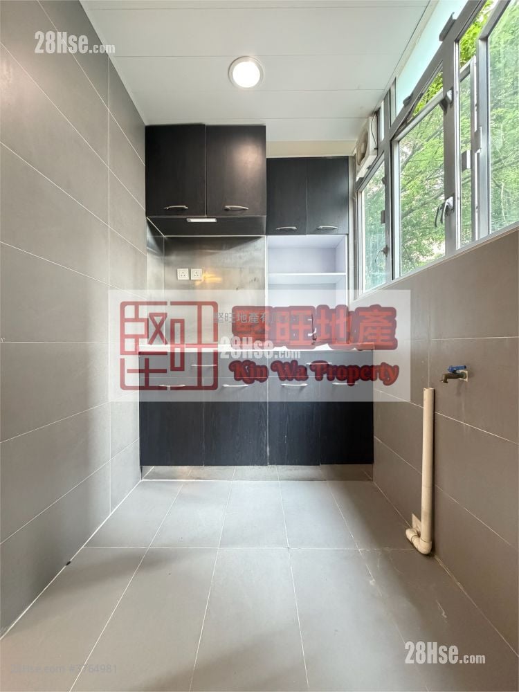 唐樓 租盤 2 房 , 1 浴室 343 平方呎