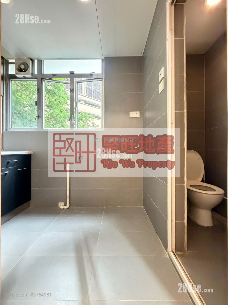 唐樓 租盤 2 房 , 1 浴室 343 平方呎