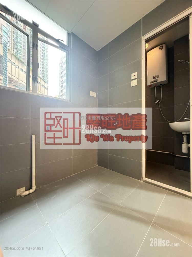 唐樓 租盤 2 房 , 1 浴室 343 平方呎