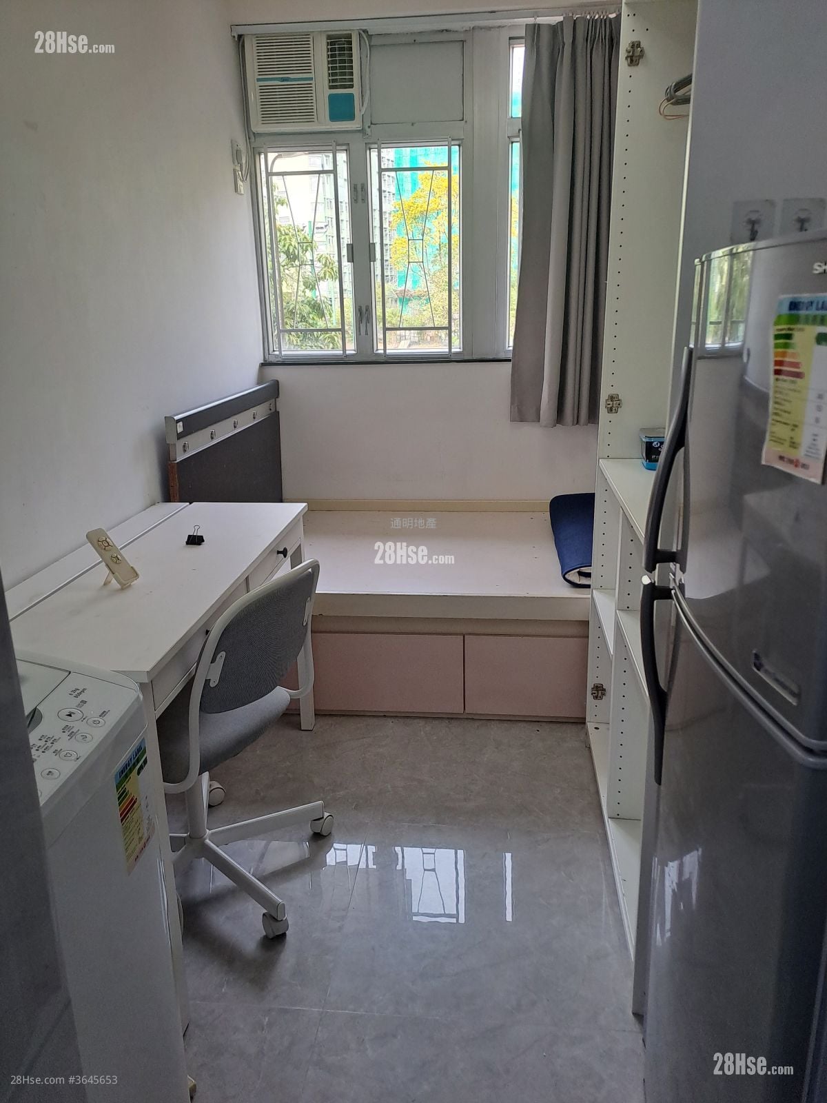 華發大樓 租盤 開放式間隔 , 1 浴室 150 平方呎