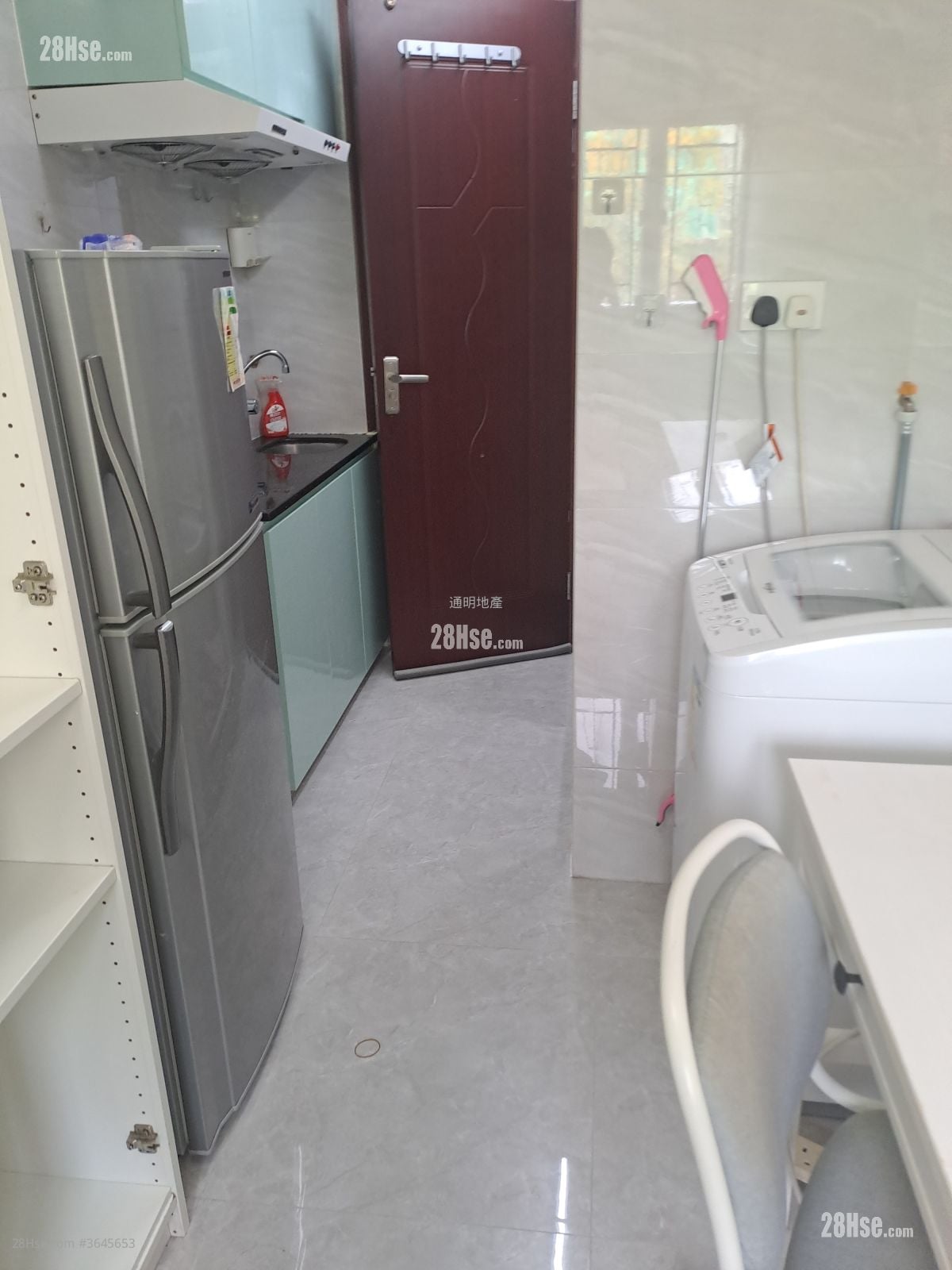 華發大樓 租盤 開放式間隔 , 1 浴室 150 平方呎