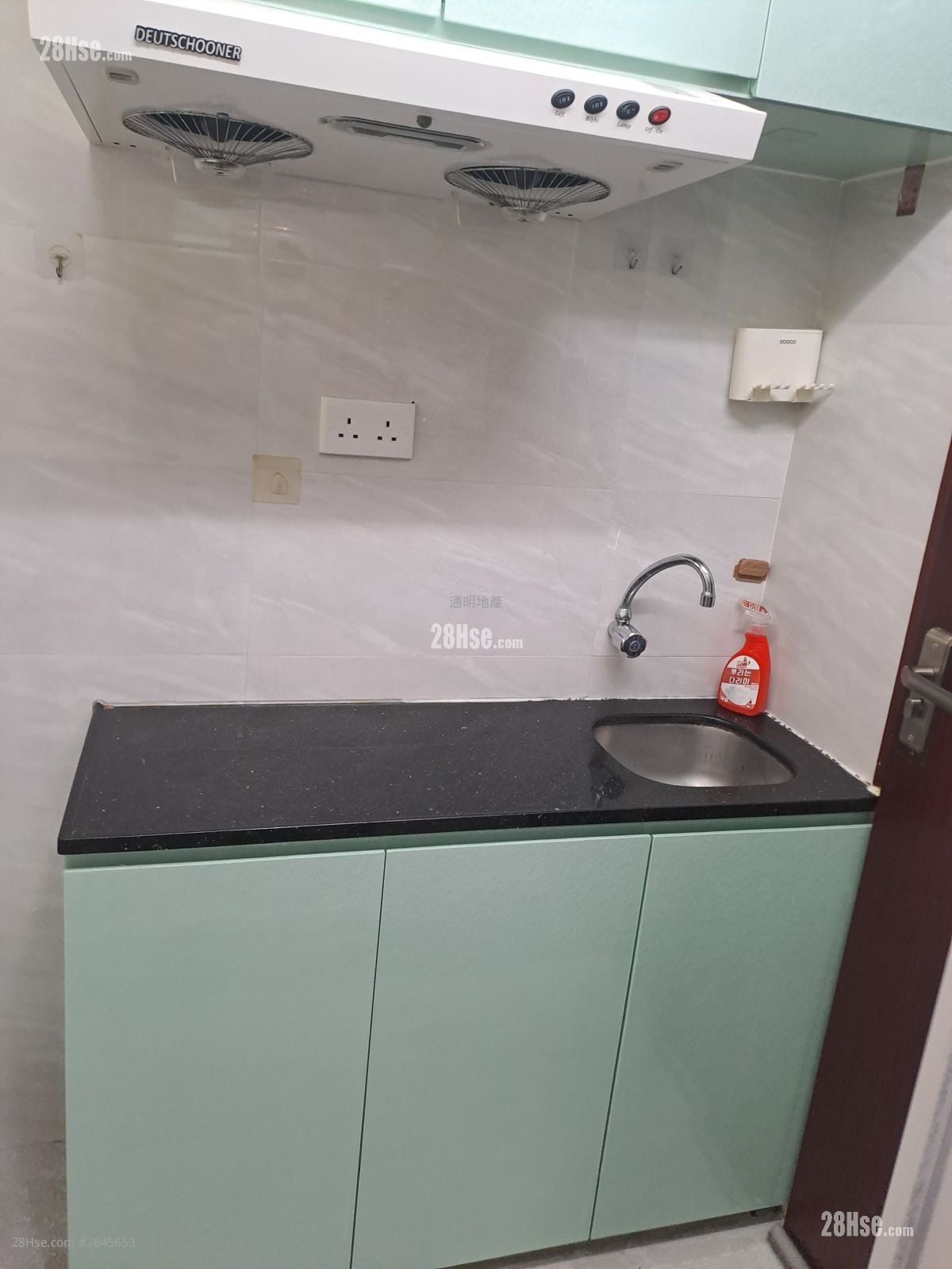 華發大樓 租盤 開放式間隔 , 1 浴室 150 平方呎