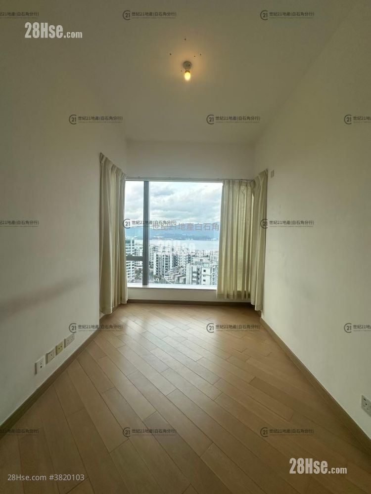 雲滙 租盤 4 房 , 2 浴室 851 平方呎