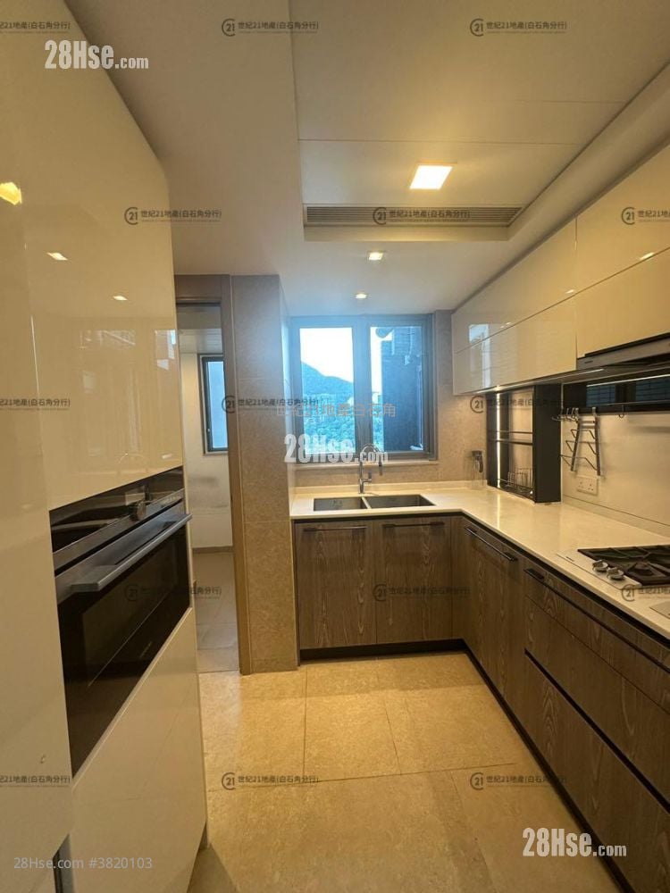 雲滙 租盤 4 房 , 2 浴室 851 平方呎