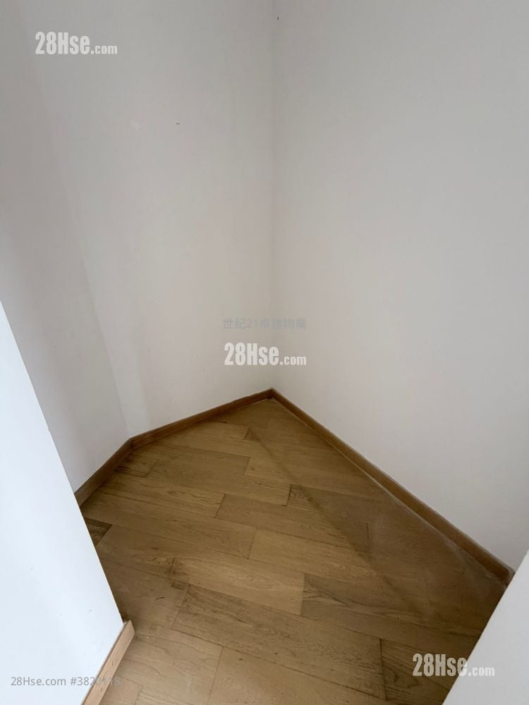 The Austin 租盘 3 房 , 2 浴室 923 平方尺