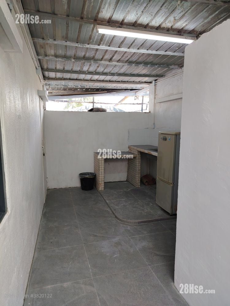 村屋 租盘 2 房 , 1 浴室 400 平方尺