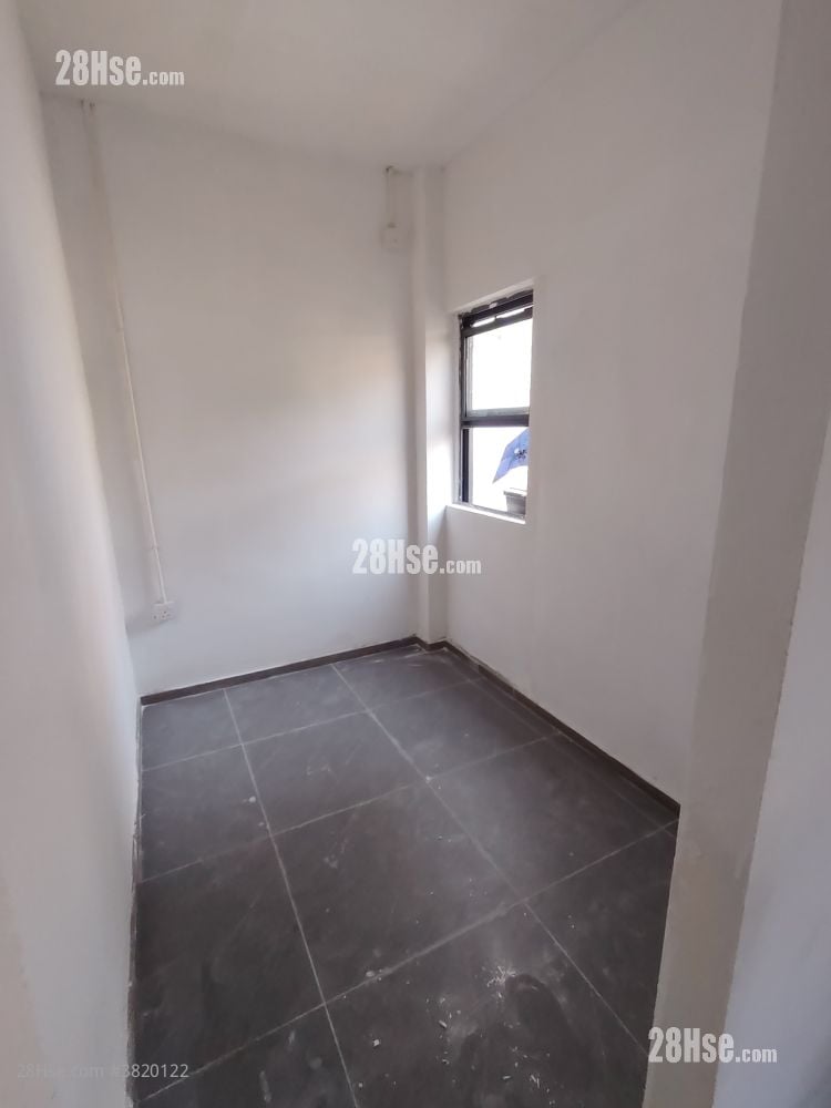 村屋 租盘 2 房 , 1 浴室 400 平方尺