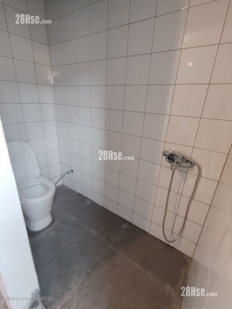 村屋 租盘 2 房 , 1 浴室 400 平方尺