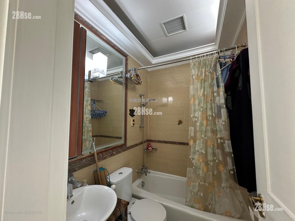 The Cairnhill Rental 4 Bedrooms , 3 Bathrooms 1,158 ft²