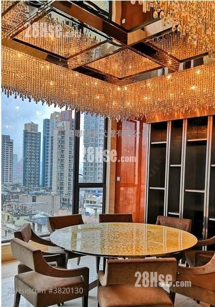 龍苑 租盤 2,434 平方呎