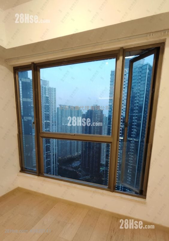 Sea To Sky 售盘 2 房 , 1 浴室 466 平方尺