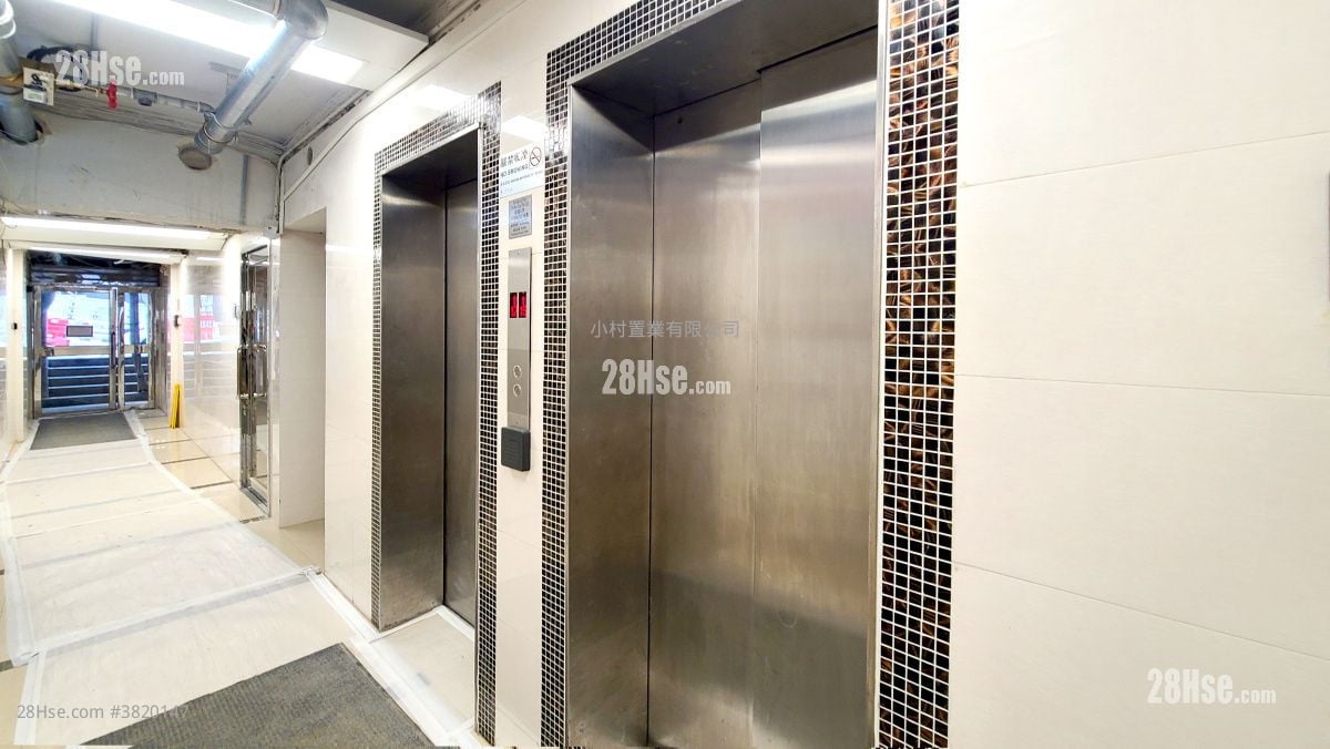 大堂: 堅威大廈 租盤 2 房 , 1 浴室 600 平方呎