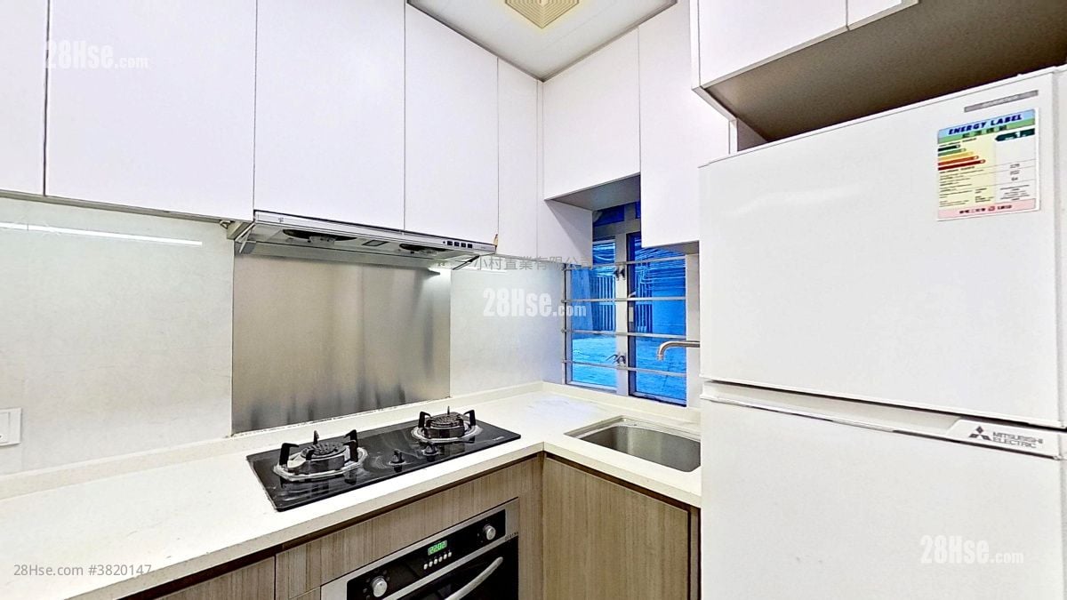 廚房: 堅威大廈 租盤 2 房 , 1 浴室 600 平方呎