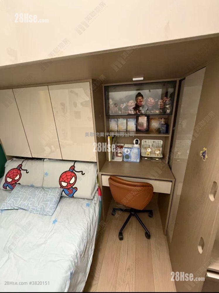 Centra Horizon Sell 2 Bedrooms , 1 Bathroom 585 ft²