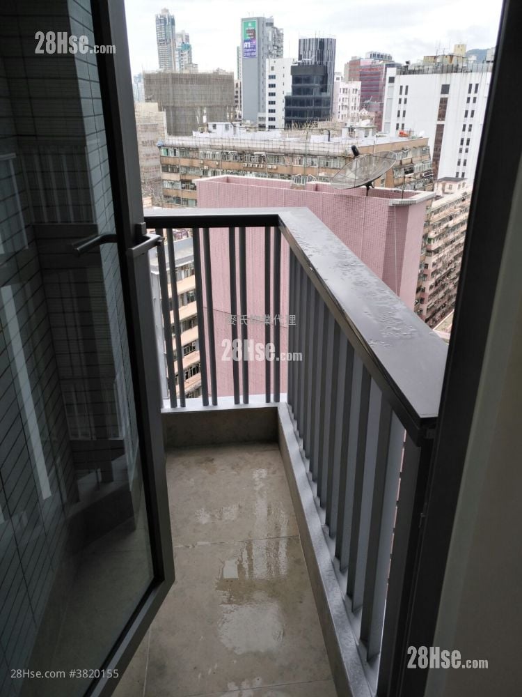Skypark Sell Studio , 1 Bathroom 316 ft²