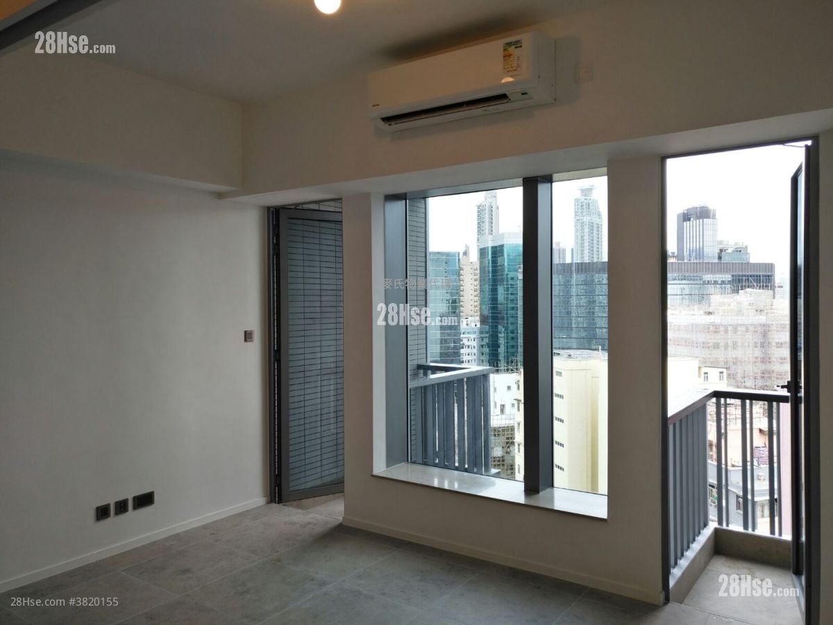 Skypark Sell Studio , 1 Bathroom 316 ft²