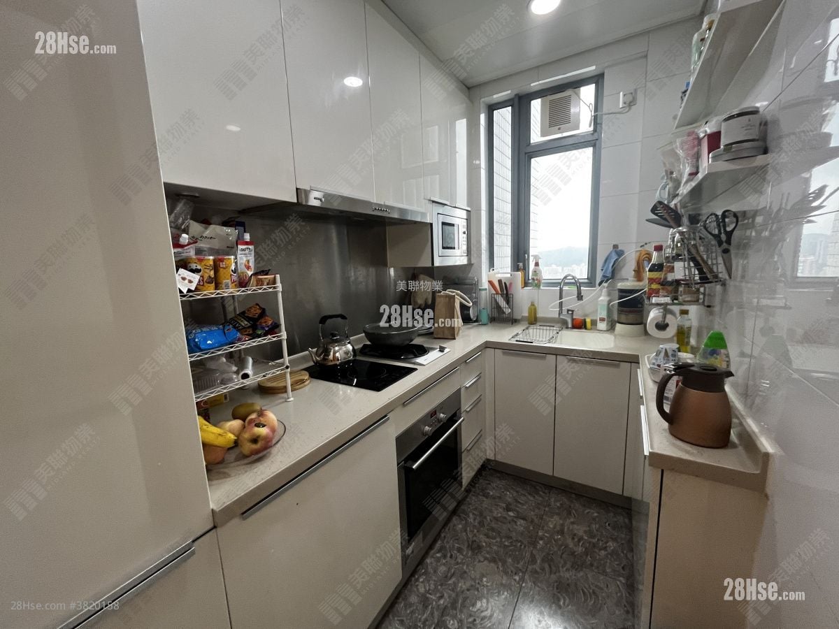 御凱 售盤 3 房 , 2 浴室 728 平方呎